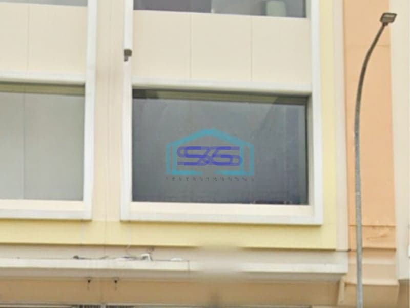 Disewakan Ruko 3 Lantai Luas Bangunan 163 m² Lokasi Gading Serpong Tangerang