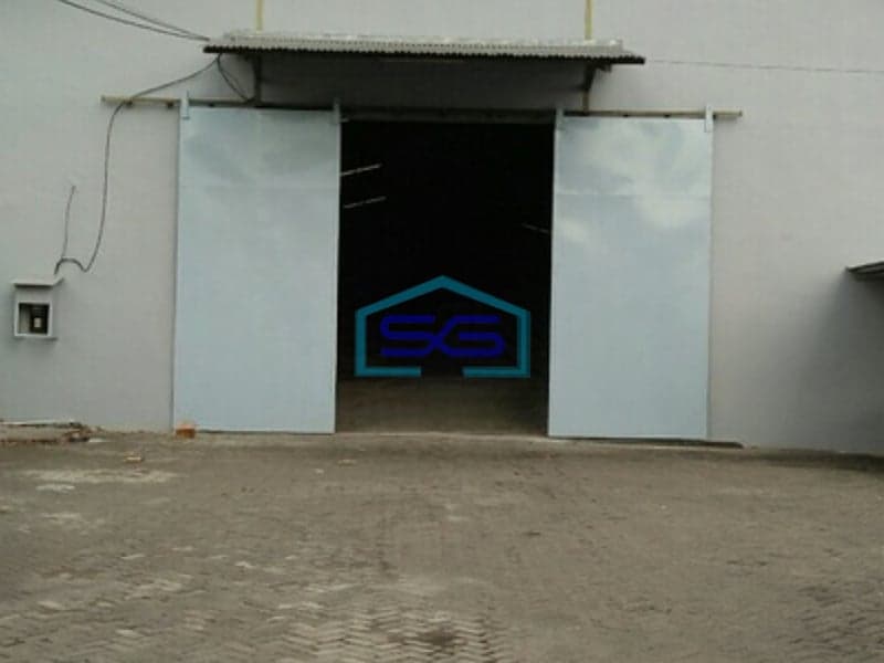 Disewakan Gudang Lokasi Margomulyo Surabaya Luas Tanah 2000 m²