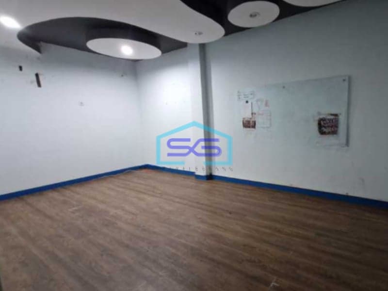 Disewakan Ruko 4 Lantai di Buaran Duren Sawit Jakarta Timur Luas Bangunan 660m2