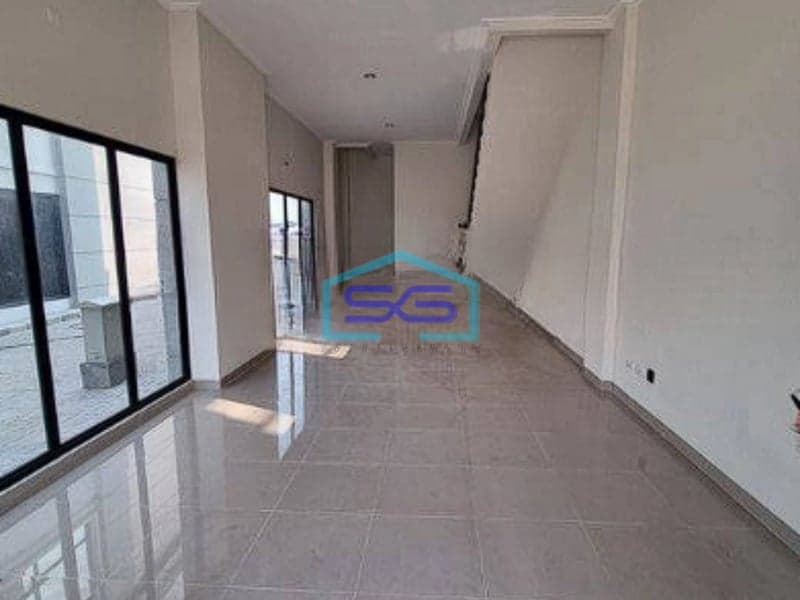 Disewakan Ruko Gandeng Hook, 4 Lantai di Sedayu Kelapa Gading Jakarta Utara LB 270m2