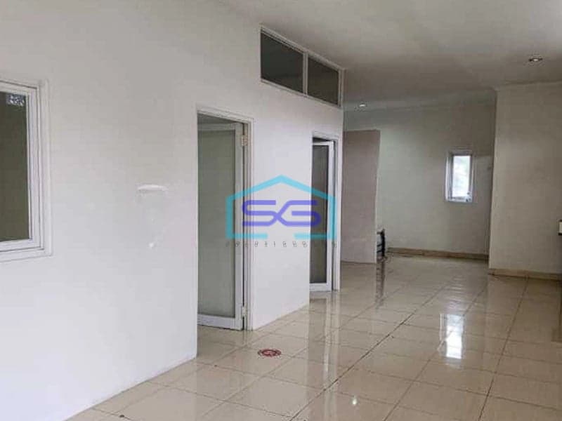 Disewakan Ruko/Ruang Usaha/Kantor di Mainroad Kiaracondong Bandung LB 300m2