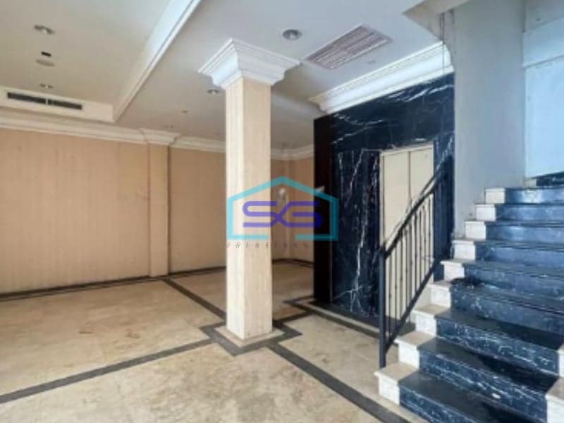 Disewakan Ruko 7 Lantai di Thamrin Jakarta Pusat Luas Bangunan 900m2