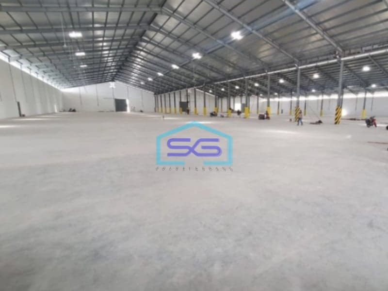 Disewakan Gudang Zona Industri Lokasi Gatot Subroto Semarang Luas Bangunan 10300m2