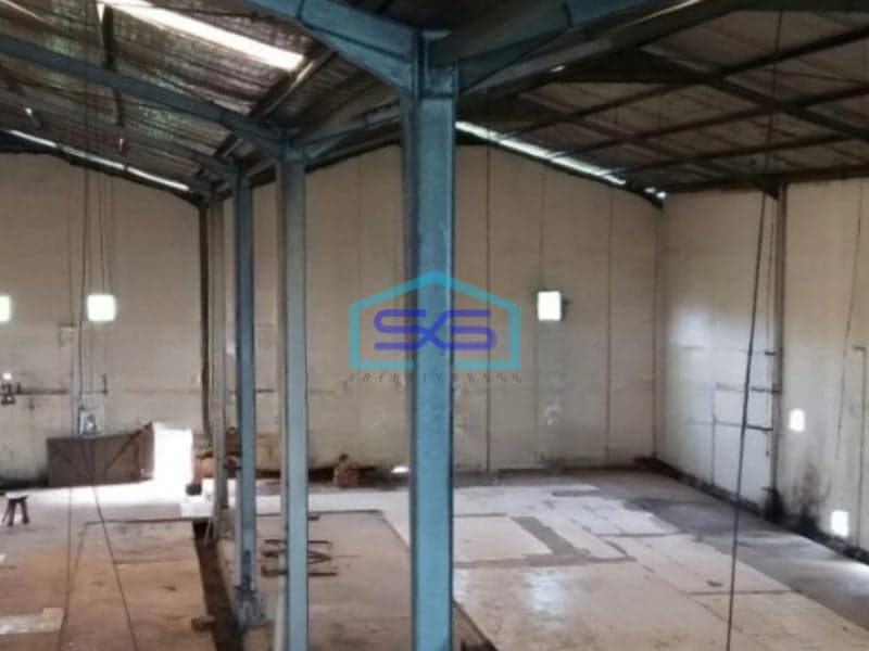 Dijual Cepat Pabrik Ada Loading Dock Luas Bangunan  840 m² Lokasi di Batu Ceper Tangerang