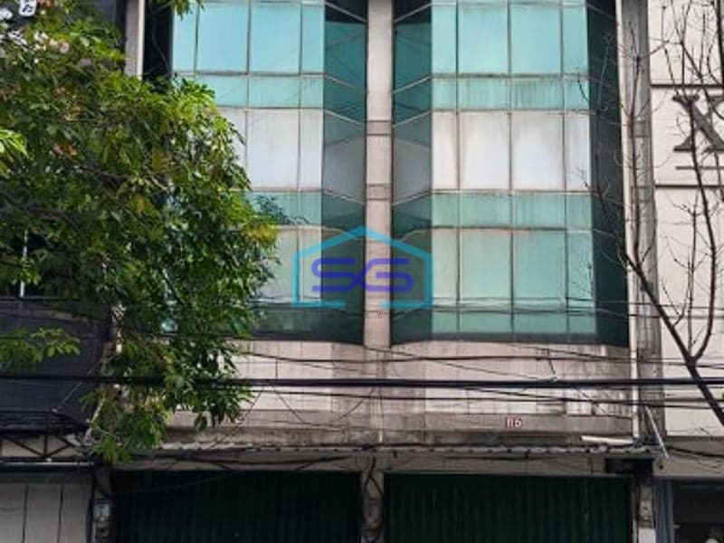 Disewakan Ruko Gandeng 3,5 Lantai Lokasi Di Tebet Jakarta Selatan Lokasi Strategis LB 448m2