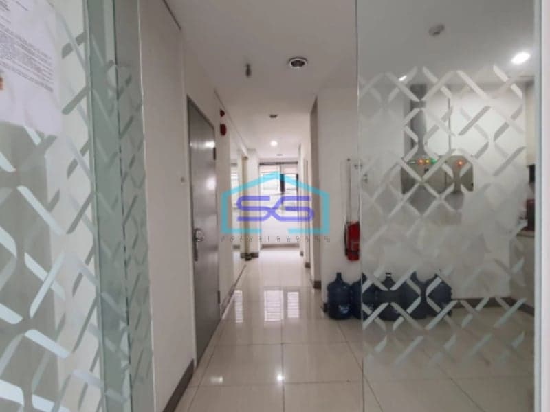 Dijual Ruko Sudah Renovasi SHM Luas Tanah Luas Bangunan 571m2 di Setiabudi Jakarta Selatan