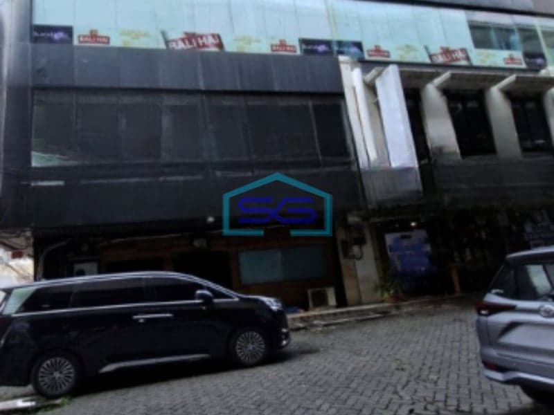 Disewakan Ruko Ada Lift Luas Bangunan  300 m² di Jakarta Selatan