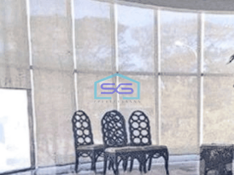 Disewakan Ruko Strategis Bukit Darmo Golf di Wiyung Surabaya Luas Bangunan 720m2