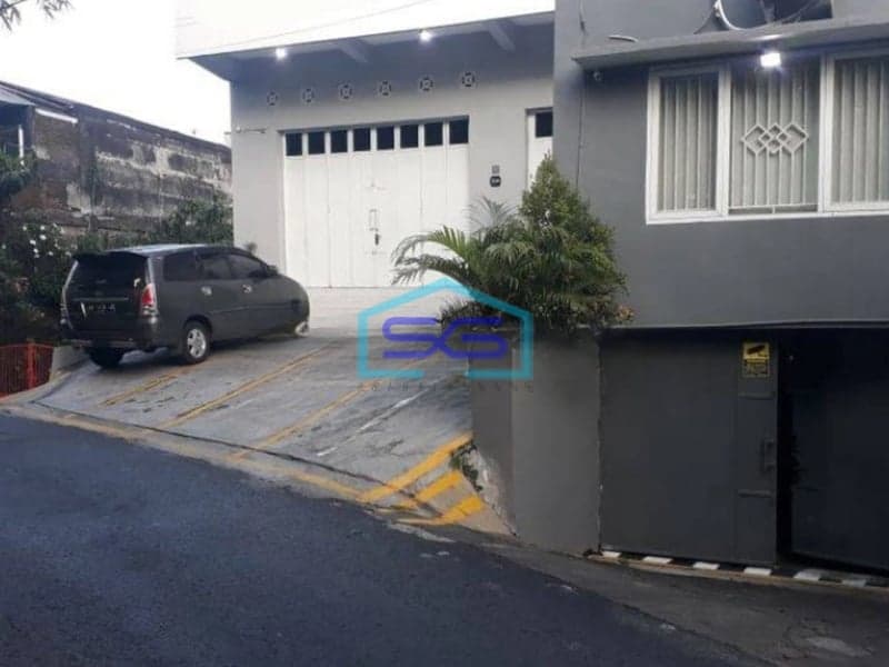 Dijual Ruko Murah Besar Cocok Kantor dekat Jalan Monjali & Tugu Jogja LB 600m2 Yogyakarta