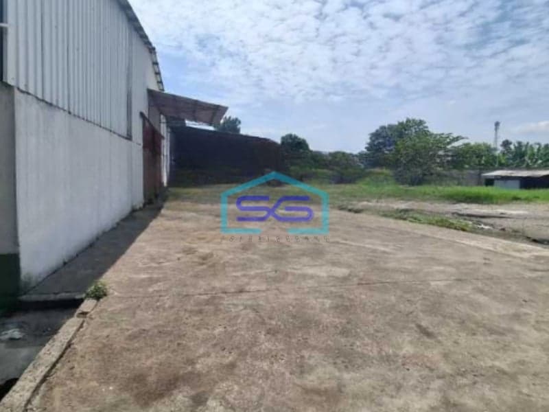 Disewakan Gudang Luas Bangunan  4921 m² Lokasi Bojongsoang Bandung