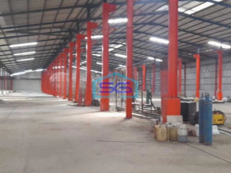 Disewakan Gudang Pinggir Jalan Legok Karawaci Tangerang LB 11000m2