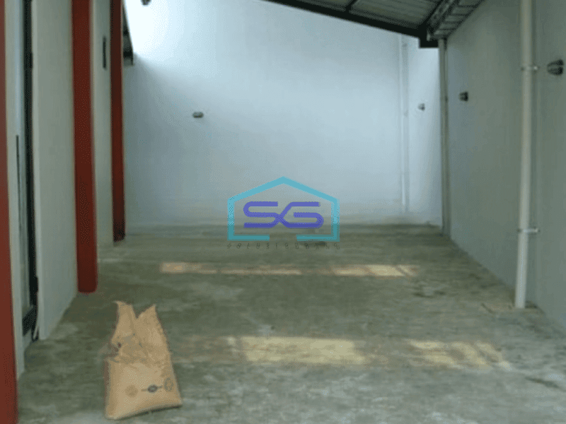 Disewakan Ruko 3 Lantai Luas Bangunan 650 m² di Cengkareng Jakarta Barat