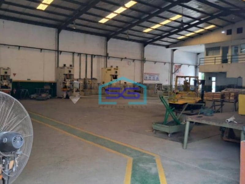 Dijual Gudang Dalam Kawasan Industri Jababeka Bekasi Dekat Tol LT 1769m2