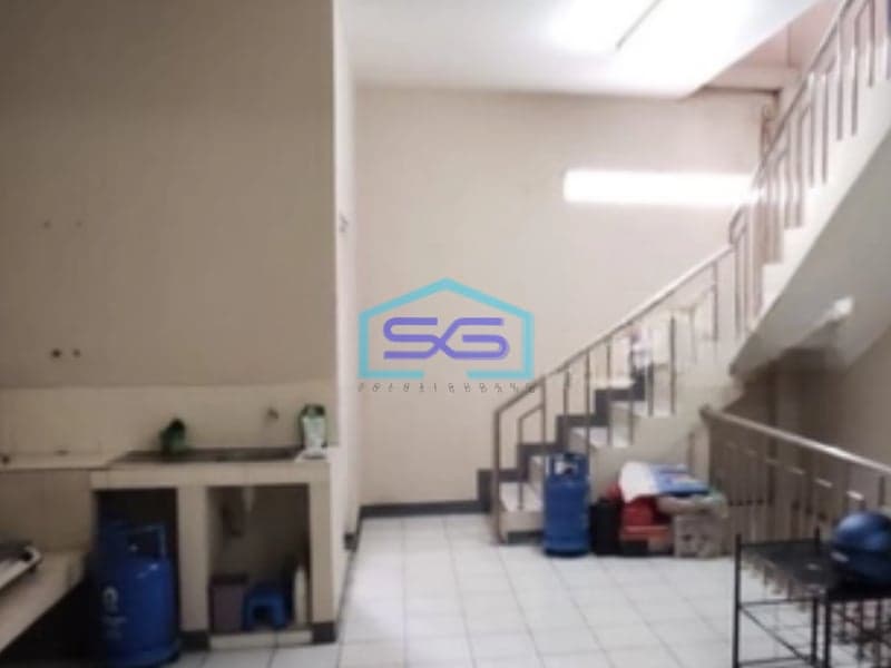 Disewakan Ruko 3 Lantai Astanaanyar Bandung Mainroad Strategis LB 170m2