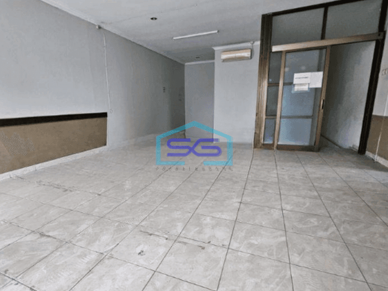 Disewakan Ruko 3 Lantai Luas Tanah 120 m² di Holis Cigondewah Bnadung Lokasi Strategis