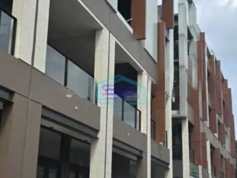 Disewakan Ruko 3.5 Lantai Gandeng 3 di Daikanyama Bsd Tangerang Luas Bangunan  900 m²