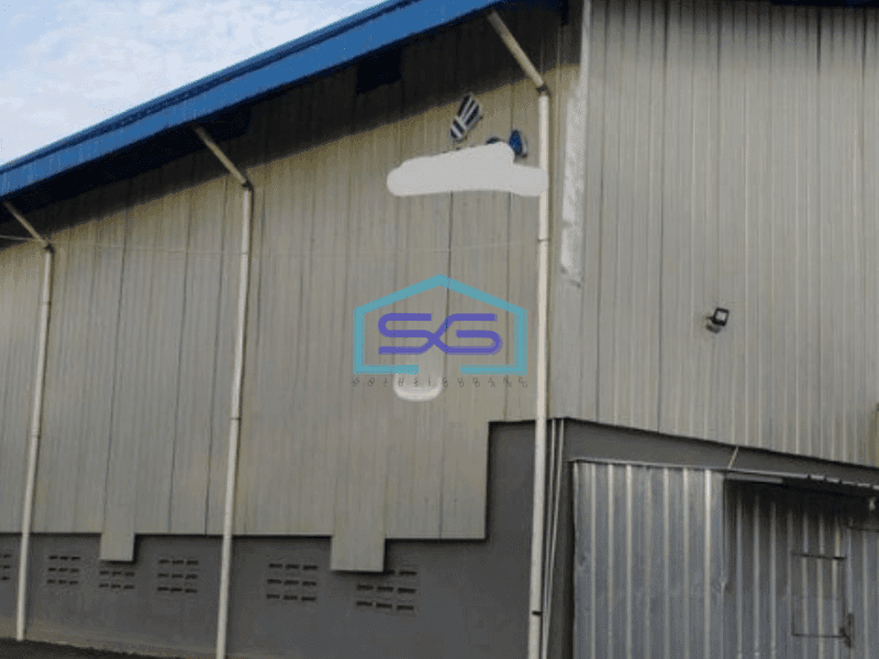 Dijual Gudang di Cengkareng Jakarta Barat Luas Bangunan 1041 m² Akses Container 40 Feet