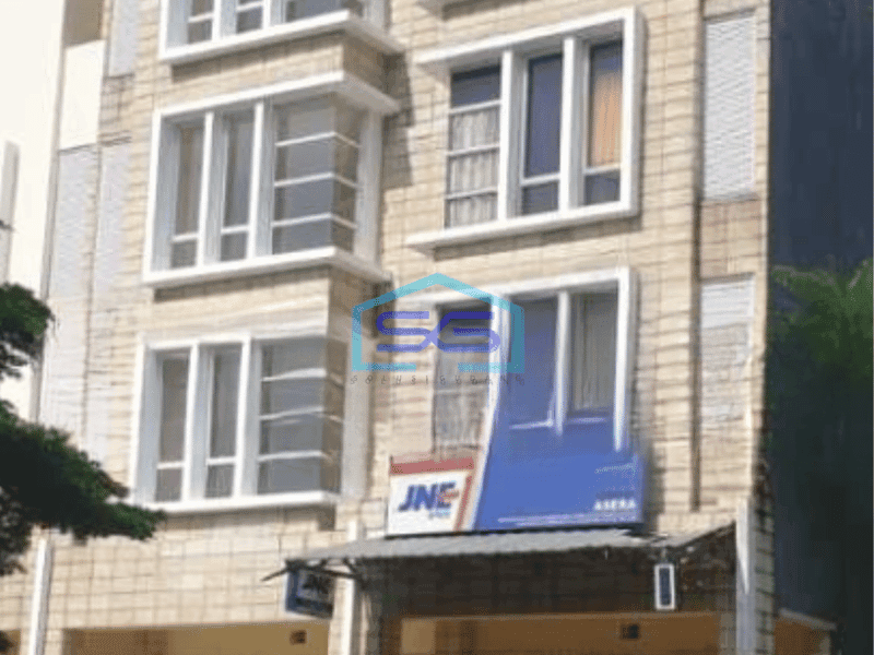 Disewakan Ruko Lokasi Strategis di Harapan Indah Bekasi Luas Bangunan 240 m²