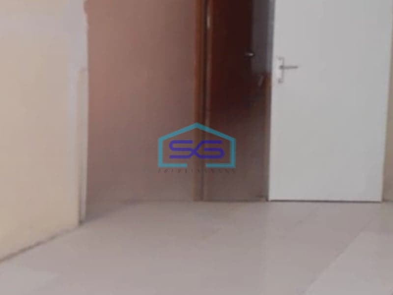 Dijual Ruko 3 Lantai Luas Bangunan 215 m² Lokasi Tamansari Jakarta Barat