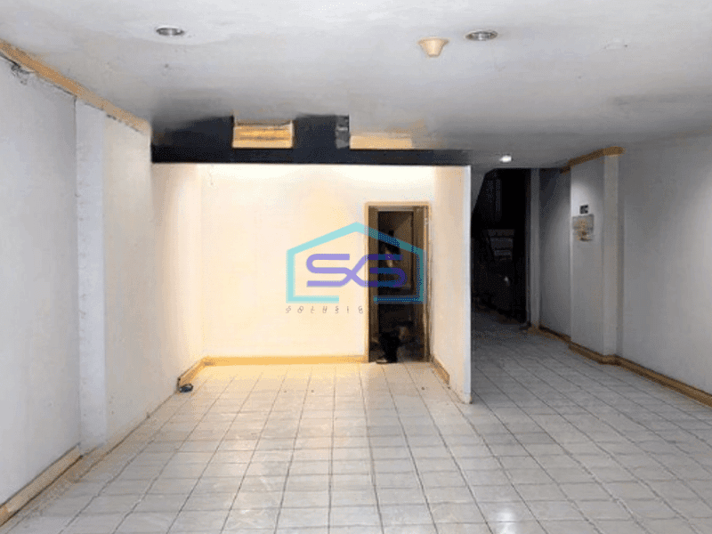 Disewakan Ruko Luas Bangunan 240 m² Lokasi Startegis di Batu Malang