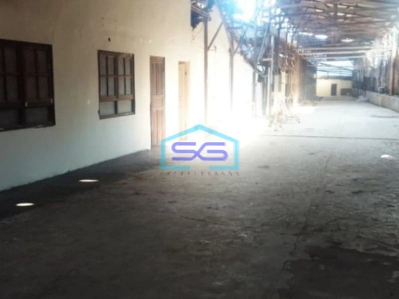 Disewakan Gudang Zona Industri Luas 2500m2 Strategis di Tahunan Jepara Jawa Tengah