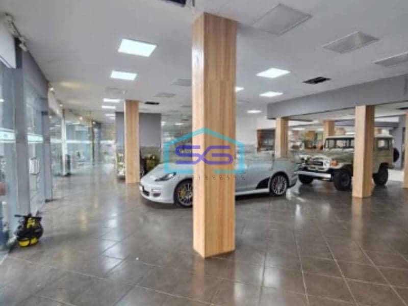 Disewakan Ruang Usaha Cocok Usaha di Mainroad Cihampelas Bandung LB 375m2