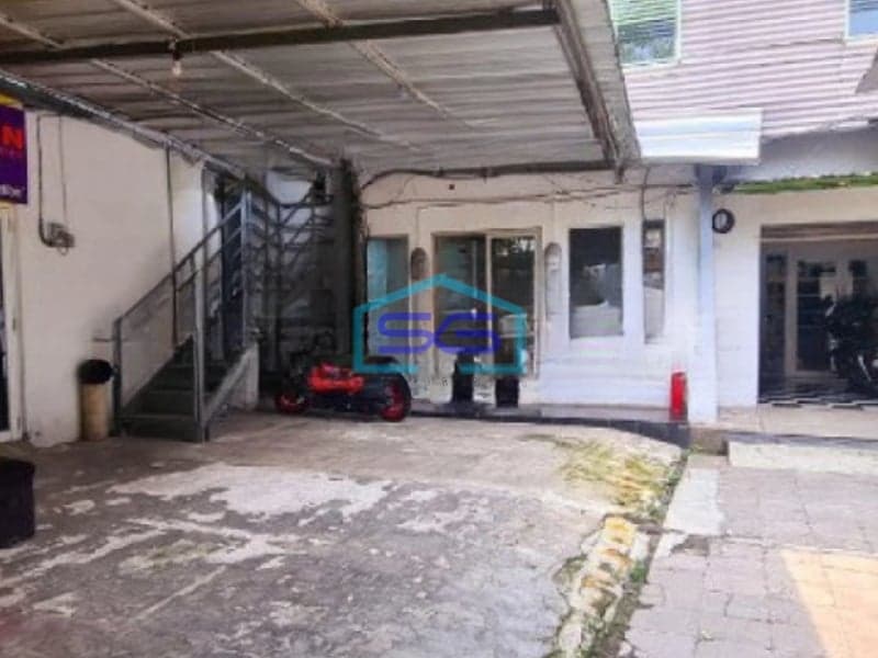 Dijual Gudang Luas Tanah  446 m² Lokasi Strategis di Jakarta Selatan