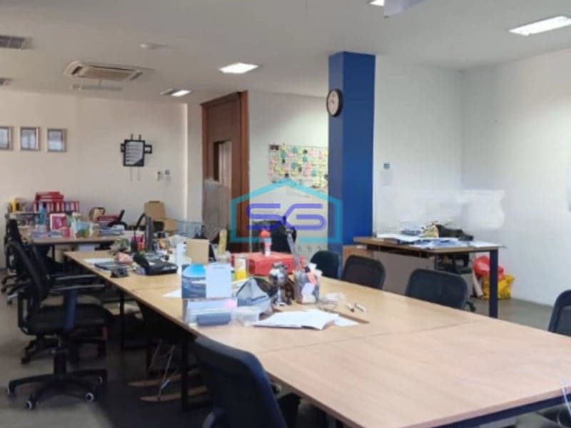 Dijual Ruang Usaha di Lokasi Strategis Area Kebayoran Baru Jakarta Selatan LB 1500m2