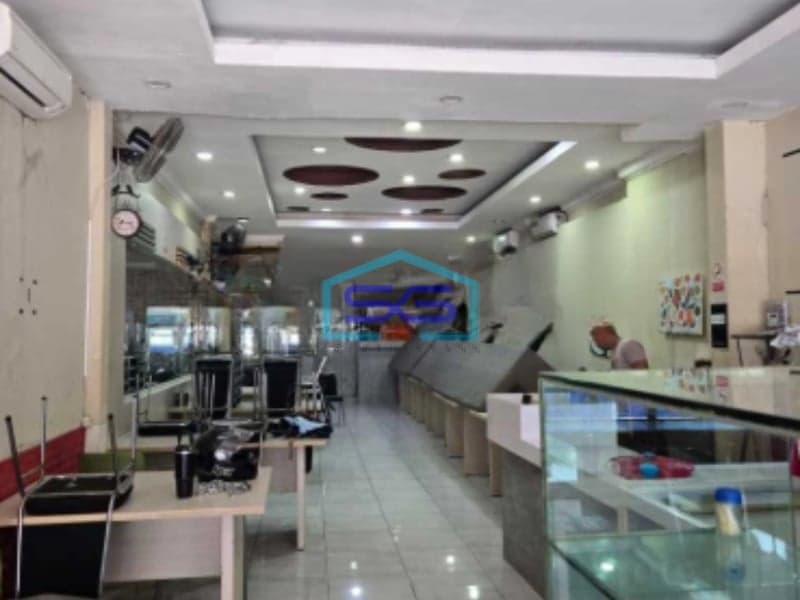 Disewakan Ruko Ekslusif PIK Jalan Utama Jakarta Utara LB 262m2