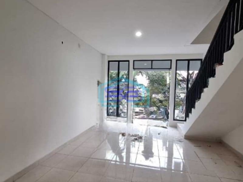Disewakan Ruko Hadap Jalan Raya di Provence Suite Bsd Tangerang Selatan Luas Bangunan  162 m²