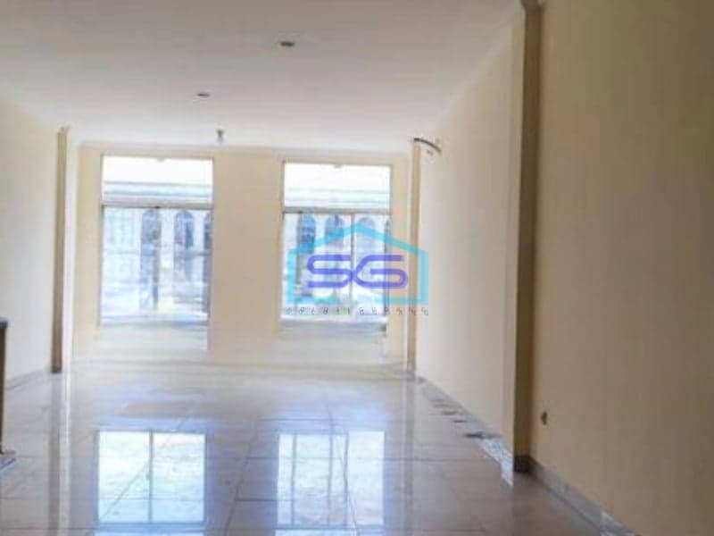 Disewakan Murah Ruko Colombus 4 Lantai green Lake City Jakarta Barat