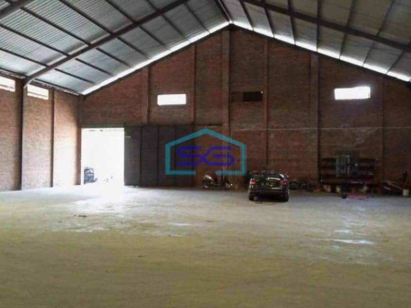 Disewakan Cepat Gudang Siap Pakai  Nol Jalan Raya Mojokerto Kota LT 1940m2