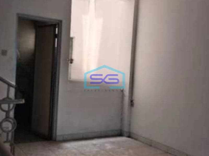 Disewakan Ruko Siap Huni Luas Bangunan 202 m² Lokasi Tambora Jakarta Barat