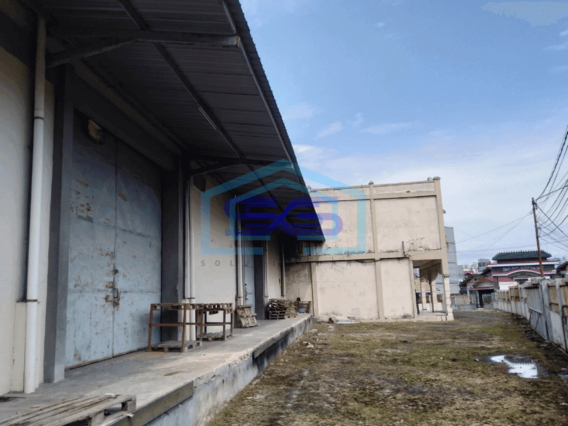DIJUAL GUDANG STRATEGIS DI JALAN SIAGA