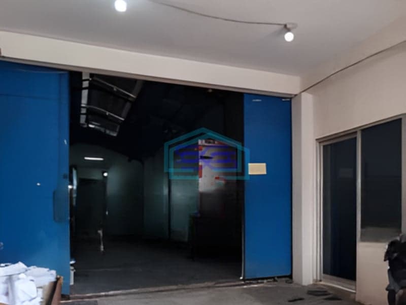 Dijual Gudang Luas Tanah 550 m² Lokasi Bebas Banjir di Dadap Tangerang