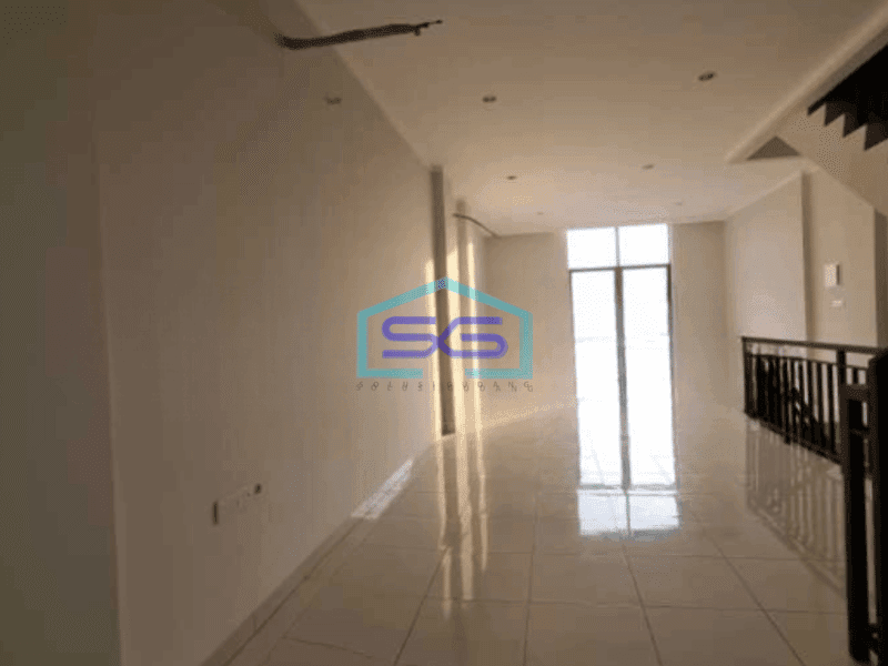 Disewakan Ruko Baru 3 Lantai Luas Bangunan  194 m² di Bekasi