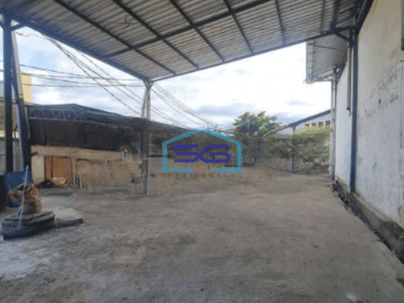 Disewakan Gudang Akses Container 40 Feet Luas Tanah 2200 m² di Daan Mogot Tangerang