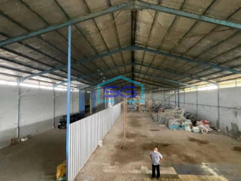 Dijual Gudang Luar Kawasan di Cariu Bogor Kondisi Bagus Bangunan Luas 3263m2