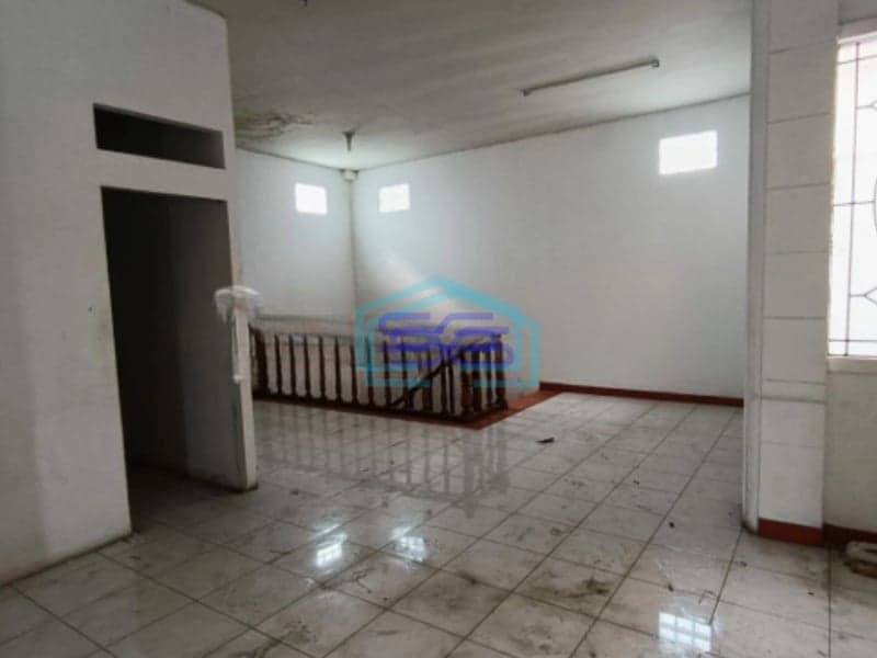 Dijual Ruko Bagus 2 Lantai di Gentan Solo Luas Bangunan 300m2