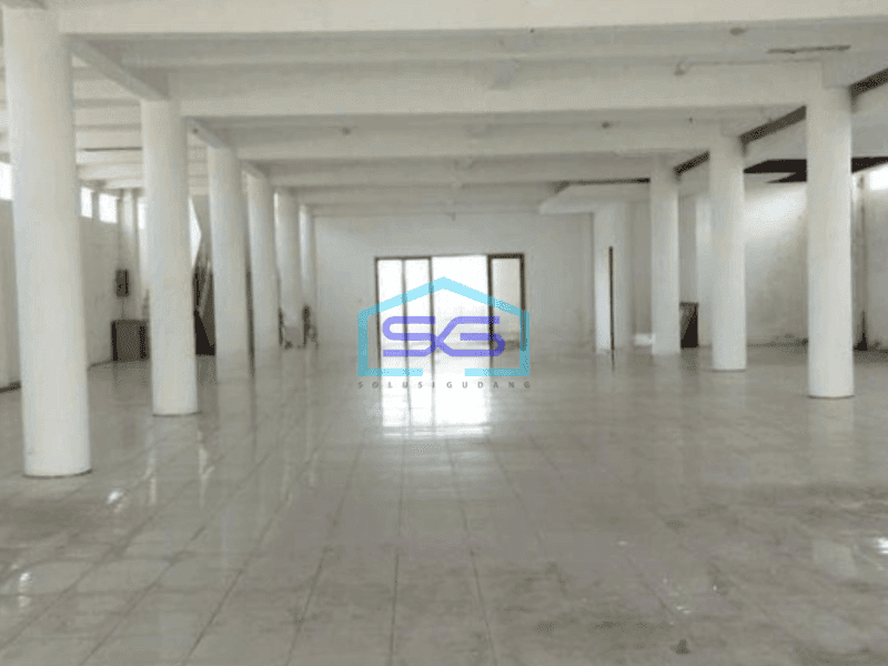 Disewakan gedung 4 lantai plus lift di Sunset Road Bali