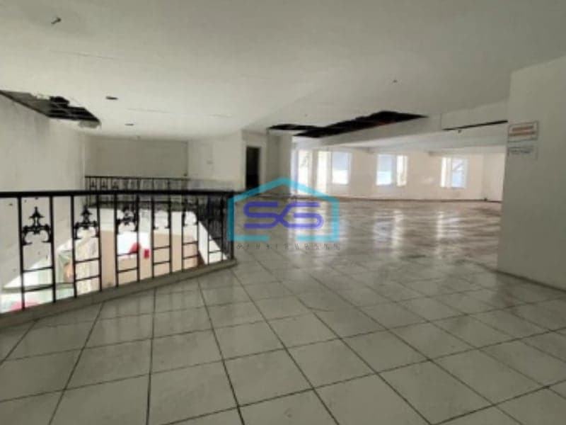 Dijual Ruang Usaha di Jl. Basuki Rachmat Surabaya Luas Tanah 753m2