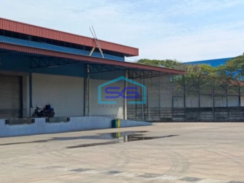 Disewakan Gudang Ada Loading Lock Luas Bangunan 3168 m² Lokasi Marunda Jakarta Utara