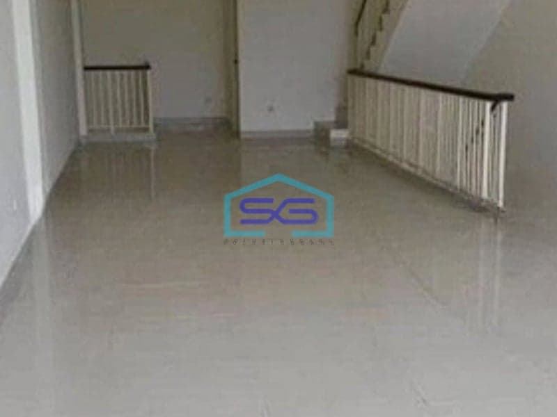 Disewakan Ruko Hadap Jalan Utama Jakarta Barat LB 200m2