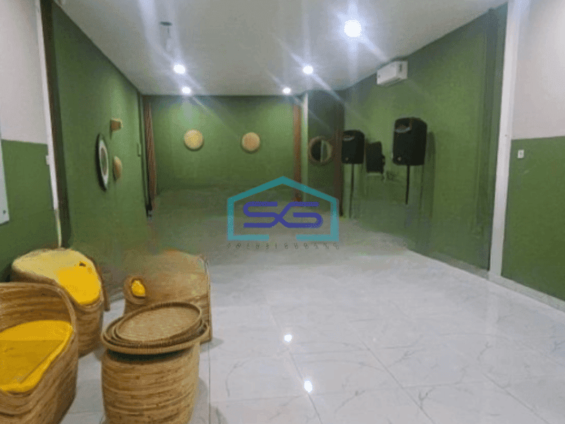 Disewakan Ruko Luas Bangunan 700 m² di Percetakan Negara Jakarta Pusat