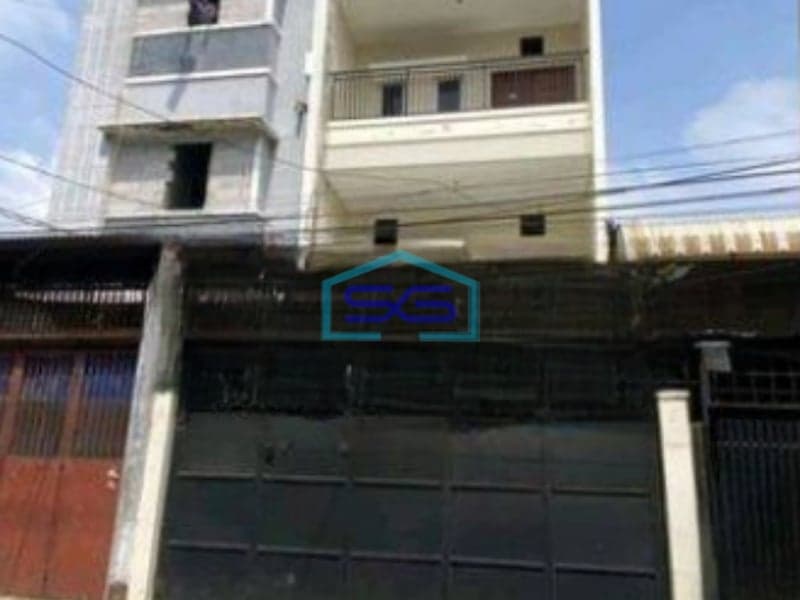 Disewakan Ruko di Jelambar Jakarta Barat Luas Bangunan  360 m²