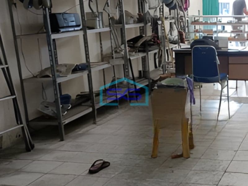 Dijual Ruko 2 Lantai Luas Bangunan 128 m² Lokasi Bebas Banjir di Surabaya