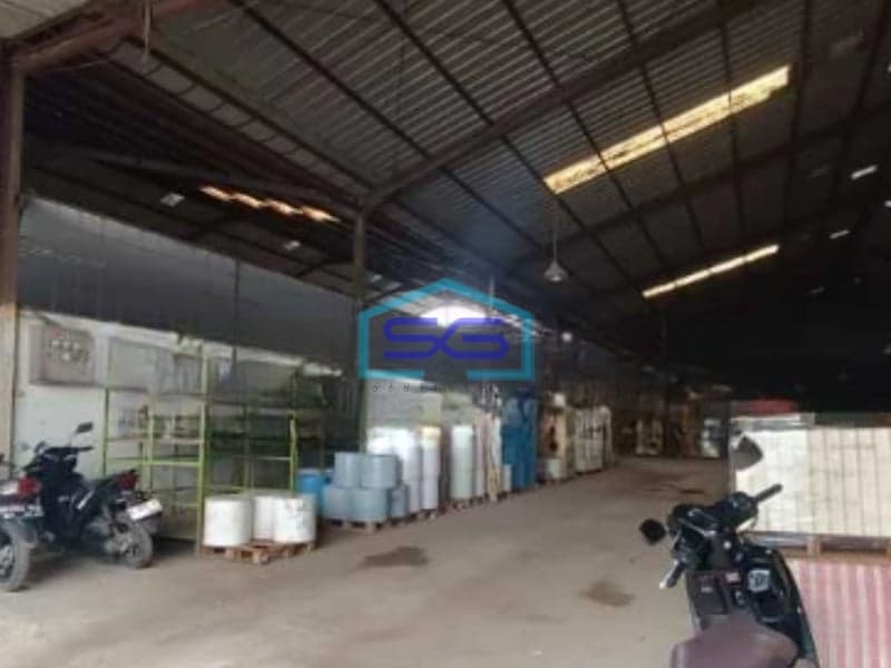 Disewakan Gudang Lokasi Bebas Banjir Luas Tanah  1600 m² di Tangerang