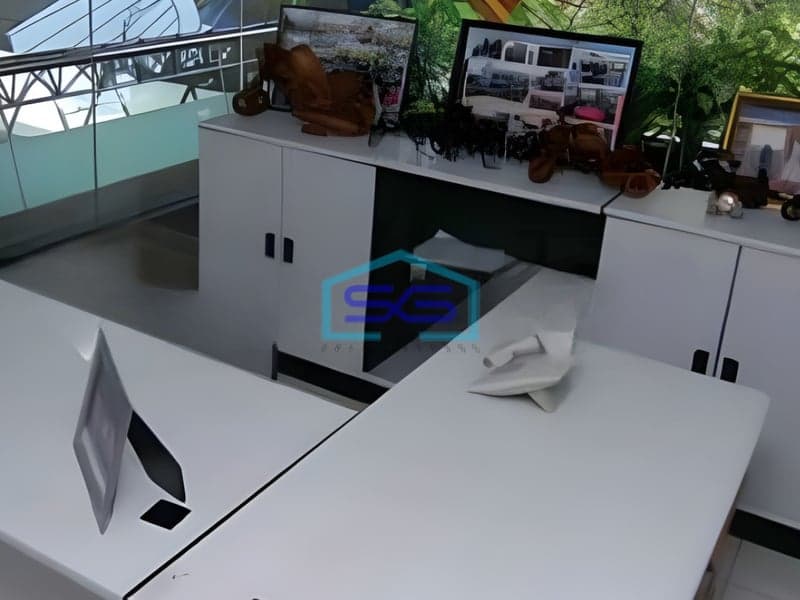 Dijual Ruang Usaha Gedung Untuk Kantor Lokasi Strategis di Ciateul Bandung LT 568m2