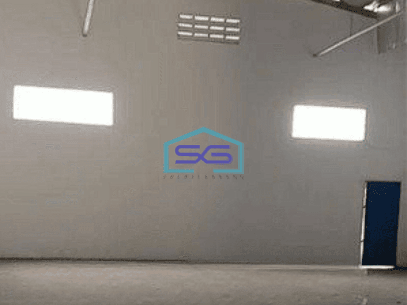 Disewakan Bangunan Gudang Luar Kawasan Lokasi Bisa Kontrainer di Cikarang Bekasi LT 500m2