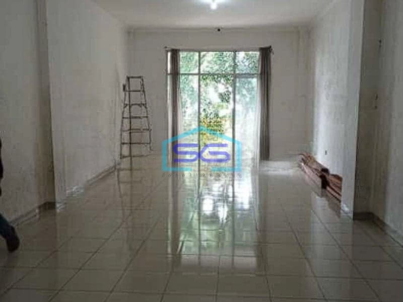 Disewakan Ruko 4 Lantai Strategis Di Slipi, Depan Jalan Raya Jakarta Barat LB 270m2